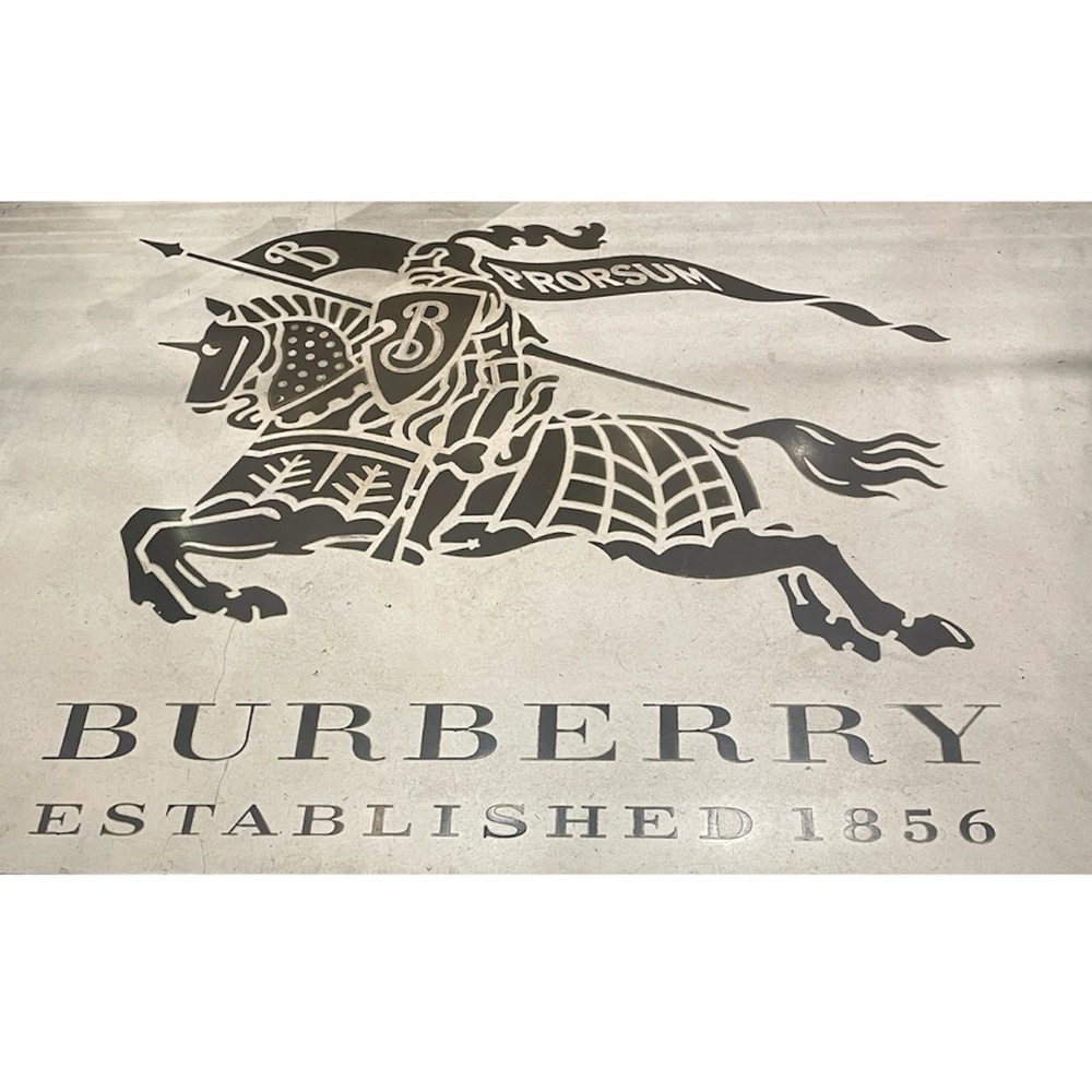 Burberrys bifold wallet haymarket check pattern horse logo clasp closure Vintage - Picture 2 of 7